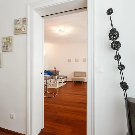 Operngasse Premium in Your Wien Exterior foto