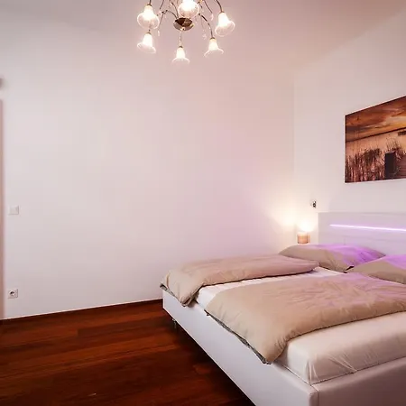Operngasse Premium in Your Wien Exterior foto