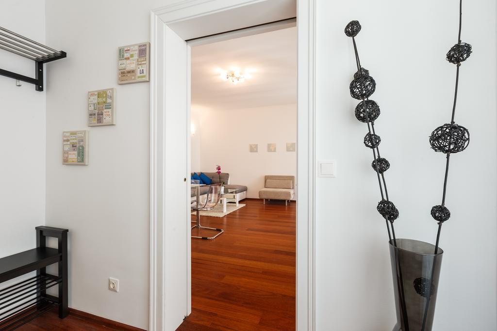 Apartment Operngasse Premium In Your Wien