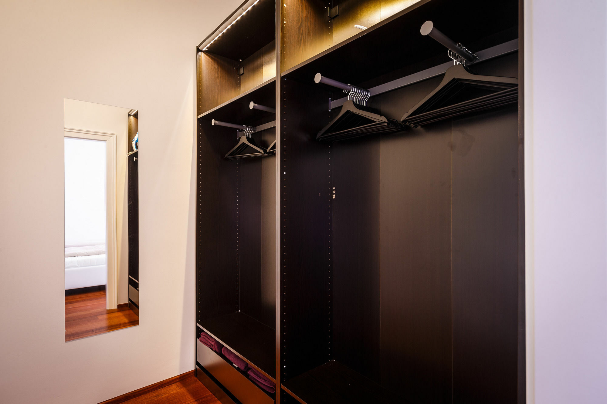 Operngasse Premium In Your *